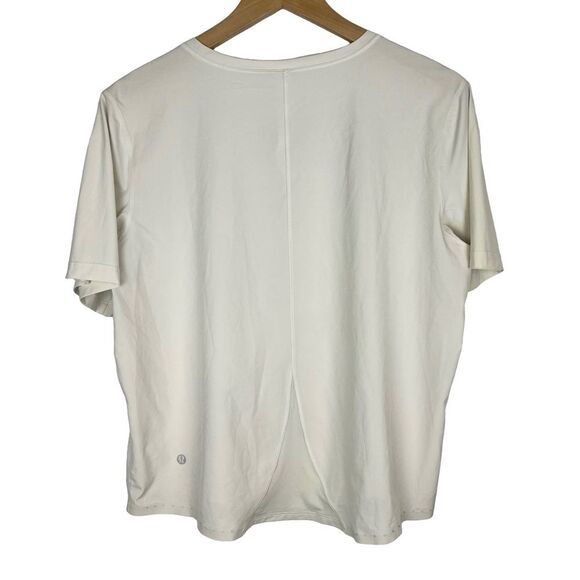 New Lululemon Lightweight Stretch Run Bone T-Shirt Airflow Quick Dry size 14 - Picture 5 of 9